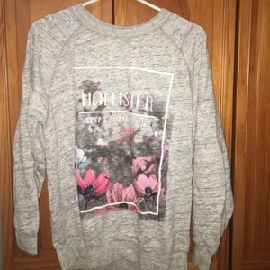 Hollister crewneck